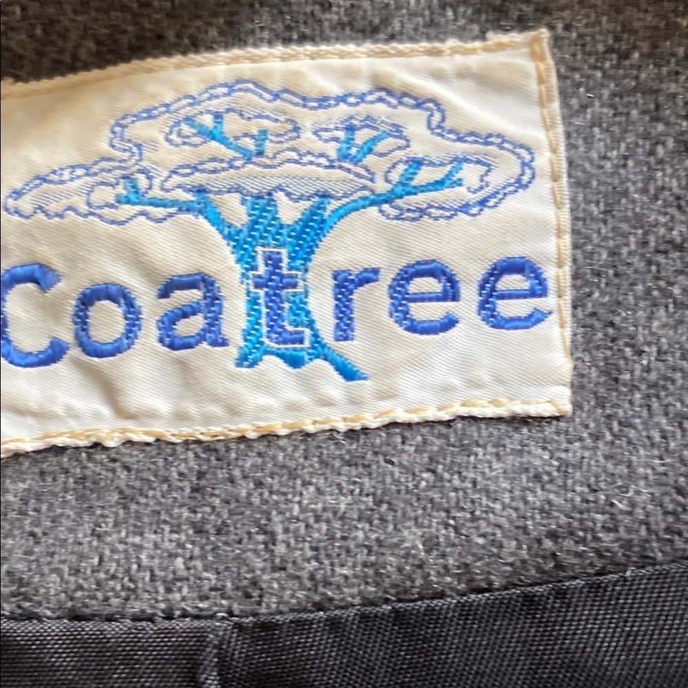 Vintage Wool Blazer by Coatree, Size 14 - Picture 4 of 10